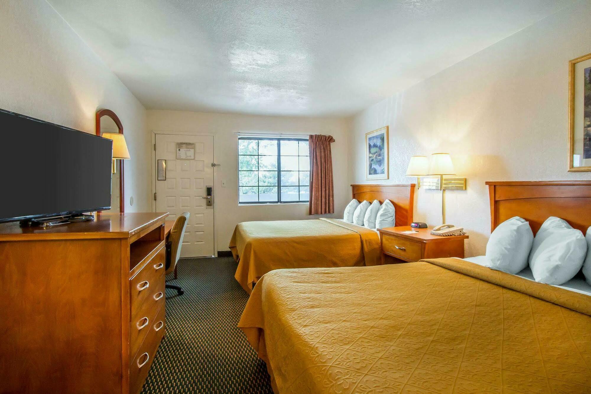 Quality Inn Flagstaff East I-40 Dış mekan fotoğraf